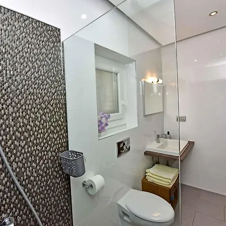 In Vranici - - Istrien 47130 Apartament